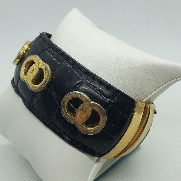 Vintage Black & Gold Tone Snakeskin & Interlocked Ring Design Bracelet - Picture 3 of 4